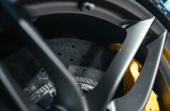 Ferrari 488 SPIDER, CARBON, passenger displej, CZ