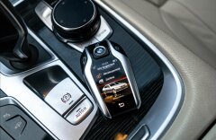 BMW Řada 7 730d xDrive AT M-paket