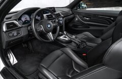 BMW M4 Navi*Harman Kardon*kamera