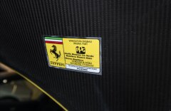 Ferrari 488 Pista, karbon, lift, JBL, tricolore