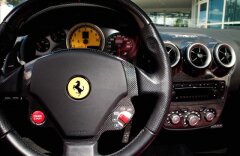 Ferrari F430 4,4 F1 Keramické brzdy Karbonová sedadla