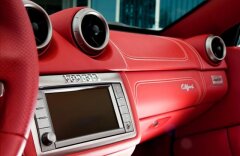 Ferrari California 4,3 Diamond kola Magnetic ride
