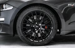 Ford Mustang 5.0 GT V8 Premium, black paket, spoiler, CZ