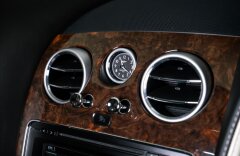 Bentley Continental Flying Spur W12 Mulliner, entertainment
