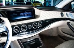 Mercedes-Benz Třídy S 300d Hybrid, Designo exclusiv, AMG, panorama,22"