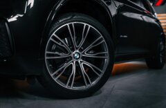 BMW X5 3,0 xDrive 40d M SPORT, INDIVIDUAL