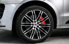 Porsche Macan TURBO PDK PERFORMANCE Karbon Vzduch