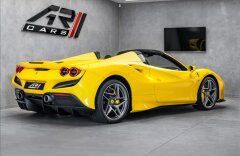 Ferrari F8 3,9 TRIBUTO, SPIDER, LIFT, KAMERA, ZÁRUKA