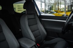 Volkswagen Golf 3,2 V R32 3.2 DSG 4 MOTION, NAVI, KV