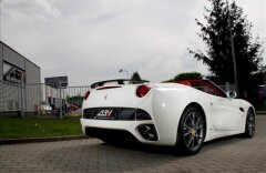 Ferrari California 4,3 Diamond kola Magnetic ride