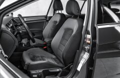 Volkswagen Golf 1,5 Maraton Edition, masáže, záruka