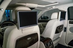 Bentley Continental Flying Spur W12 Mulliner, entertainment