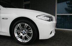 BMW Řada 5 servis zdarma 5 let  525d xDrive, M Paket, CZ