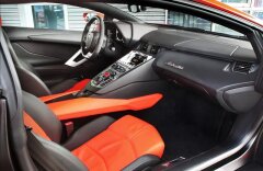 Lamborghini Aventador LP 700-4