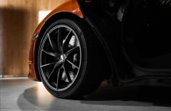 McLaren 720S 4,0 B&W, LIFT, ZÁRUKA