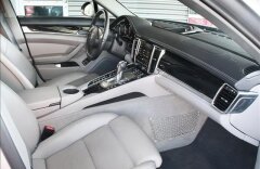 Porsche Panamera 4S, BOSE, záruka 11/2016
