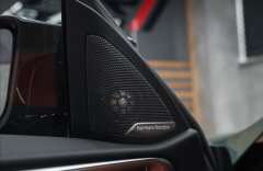 BMW M4 3,0 COMPETITION, H/K, LASER, ZÁRUKA, SKLADOM