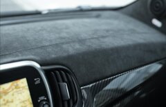 Abarth 595 1,4 ESSESSE, BEATS AUDIO, AKRAPOVIČ, CARBON
