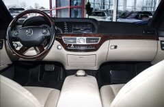 Mercedes-Benz Třídy S 5,5 S 500 L, Noční vize, TV, DVD, masážní a klim. seda