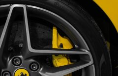 Ferrari F8 3,9 TRIBUTO, SPIDER, LIFT, KAMERA, ZÁRUKA