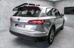 Volkswagen Touareg 3.0 TDI 4M, LED, Navi, ACC,tažné
