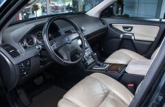 Volvo XC90 D5 AWD, 7míst, stropní DVD, CZ