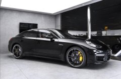 Porsche Panamera Turbo, maximální výbava, TOP stav