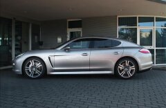 Porsche Panamera 4S, BOSE, záruka 11/2016