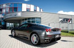 Ferrari F430 4,4 F1 Keramické brzdy Karbonová sedadla