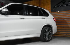 BMW X5 3,0 M50d, HARMAN KARDON, HEAD-UP