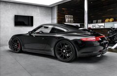 Porsche 911 Carrera 4S, PCM, výfuky