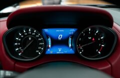 Maserati Levante 3,8 TROFEO, V8, PANO, KARBÓN