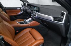 BMW X6 30d M-paket xDrive, Laser, head-up, tažné