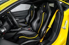 Ferrari F8 Tributo, Carbon, Race saet