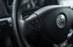 Volkswagen Golf 3,2 V R32 3.2 DSG 4 MOTION, NAVI, KV