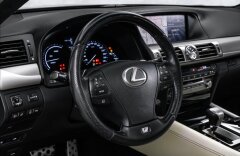 Lexus LS 600h 
