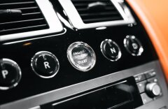 Aston Martin DB9 5,9 V12, NAVI, BIXENON