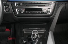 BMW Řada 3 320d xD, M Paket Performance