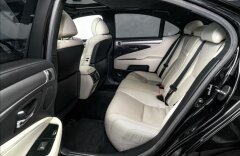 Lexus LS 600h 