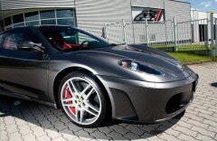 Ferrari F430 4,4 F1 Keramické brzdy Karbonová sedadla
