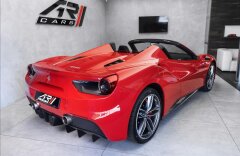 Ferrari 488 Spider, karbonová sedadla, lift, kamera, skladem!!