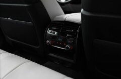 BMW M5 4,4 xDrive, VÝFUKY, CARBON-CERAMIC, 360, B&W
