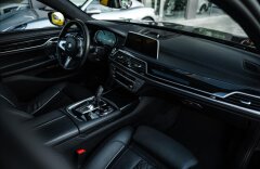 BMW Řada 7 6,6 M760 i L xDrive, NOČNÉ VIDENIE, LASER
