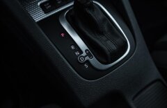 Volkswagen Golf 3,2 V R32 3.2 DSG 4 MOTION, NAVI, KV