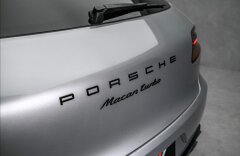 Porsche Macan TURBO PDK PERFORMANCE Karbon Vzduch