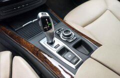 BMW X5 30d xDrive, adaptive drive, panorama, kamera