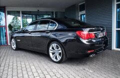BMW Řada 7 730d Dynamic Drive, šíbr, adapt. tempomat
