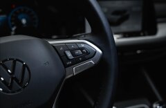 Volkswagen Golf 1,5 VIII, LIFE, KAMERA, NOVÉ AUTO
