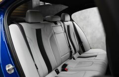 BMW M5 4,4 xDrive, VÝFUKY, CARBON-CERAMIC, 360, B&W