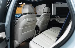 BMW X5 4,4 M60i xDRIVE, H/K, PANO, SOFTCLOSE, MASÁŽE